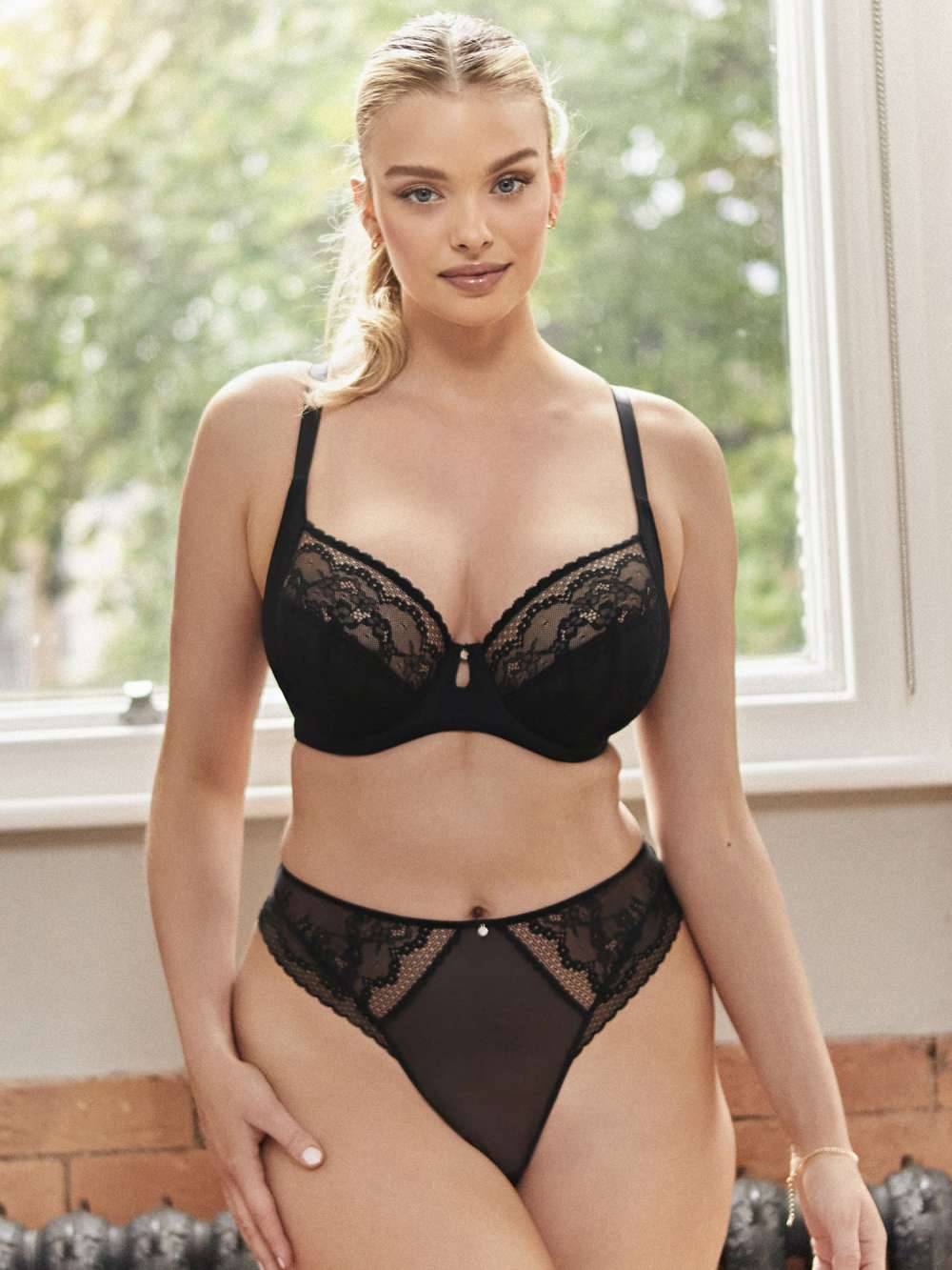 Biustonosz Cleo by Panache ALEXIS 10471 Low Front Balcony Bra Black