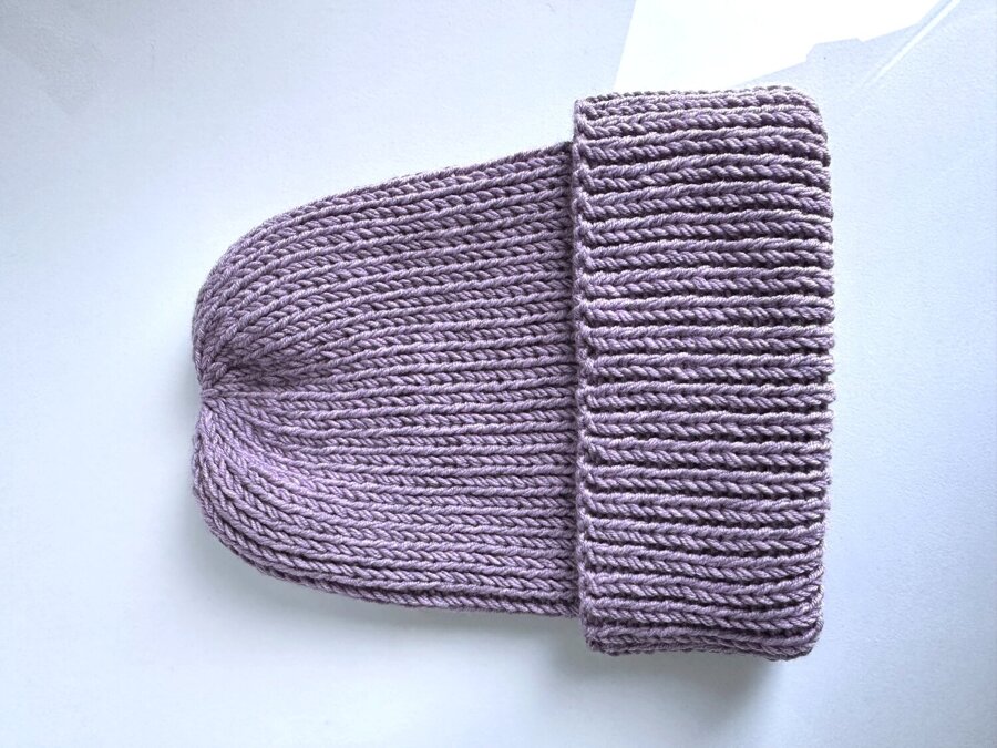 Czapka wywijana NANA 100% Baby Merino 39 Fioletowa Orchidea