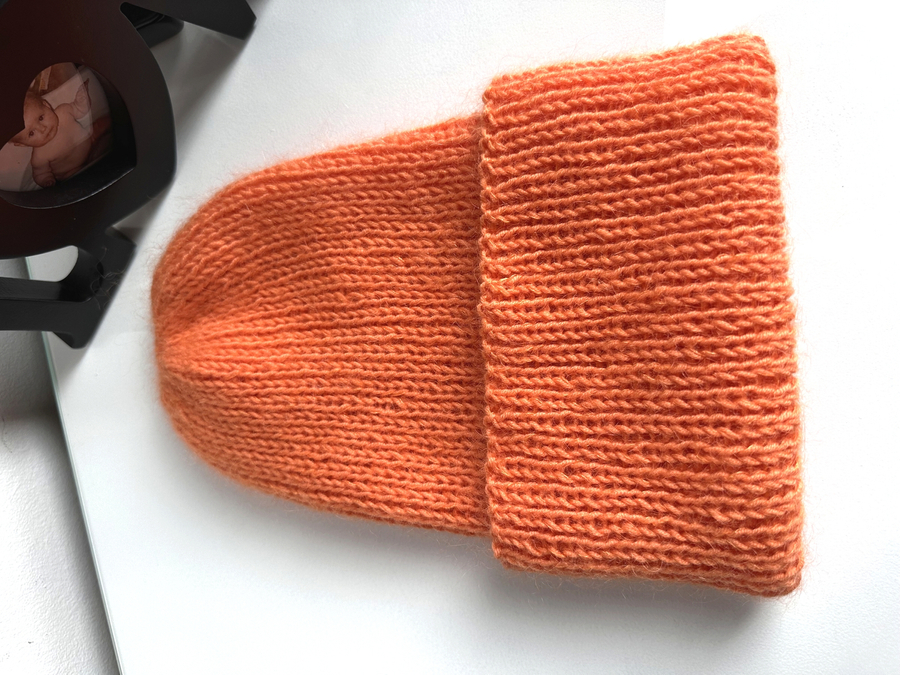 Ręcznie robiona czapka beanie AUREA 100% Baby Merino plus moher i jedwab 36/49 Pomarańczowy