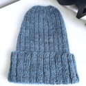 Ręcznie robiona czapka beanie AUREA 100% Ręcznie farbowana Baby Merino plus moher i jedwab Głębia Oceanu - edycja limitowana