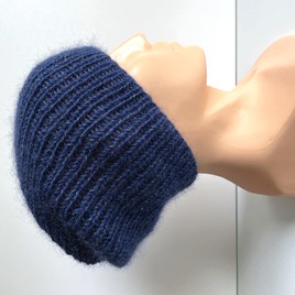 Handmade Czapka damska AUREA 100% Baby Merino plus moher i jedwab 30 Niebieski