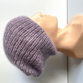 Handmade Czapka damska AUREA 100% Baby Merino plus moher i jedwab 39 Fioletowa Orchidea