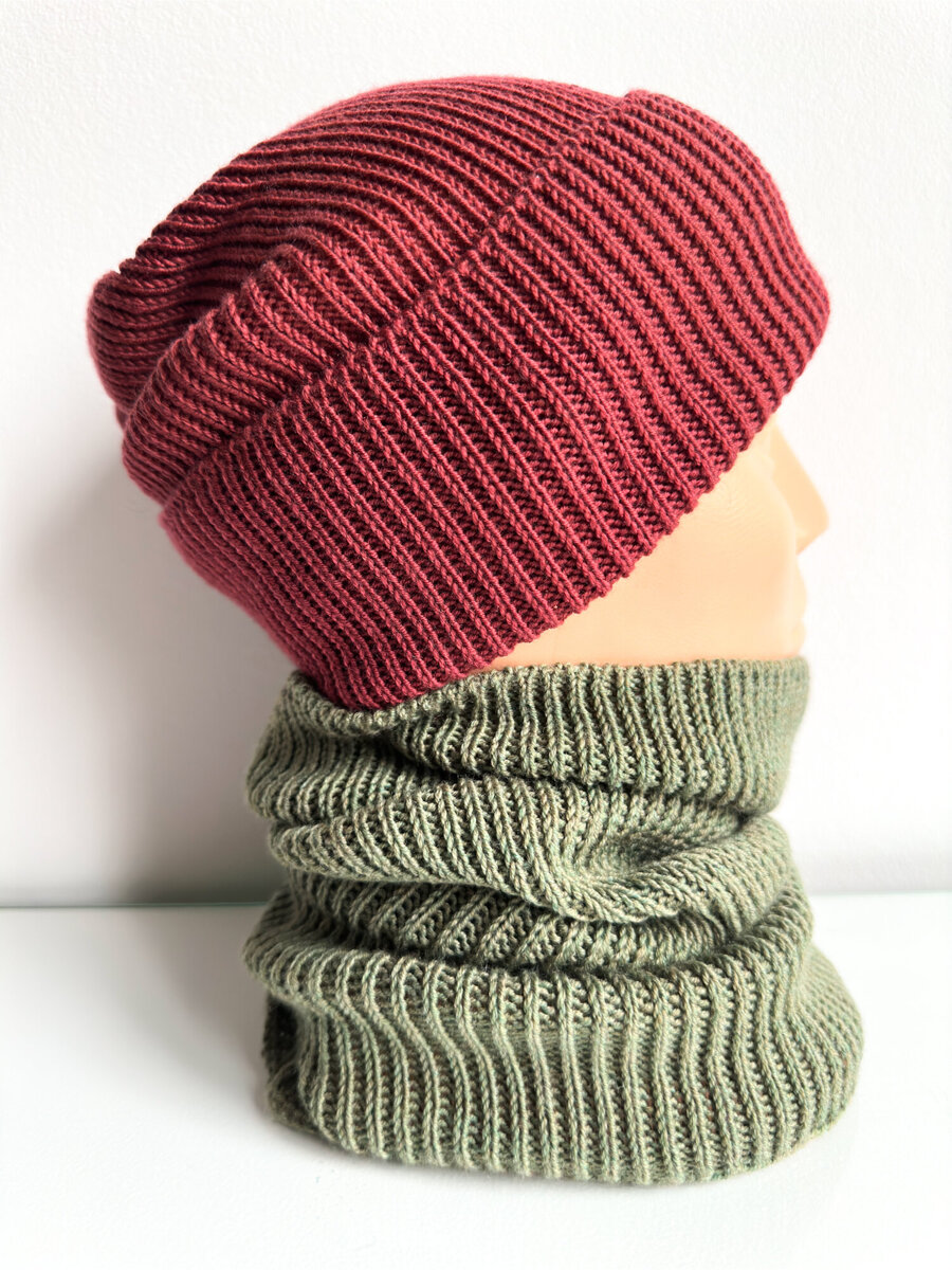 Beanie czapka z wełny merino VARELLA 100% Baby Merino 16 Czerwony