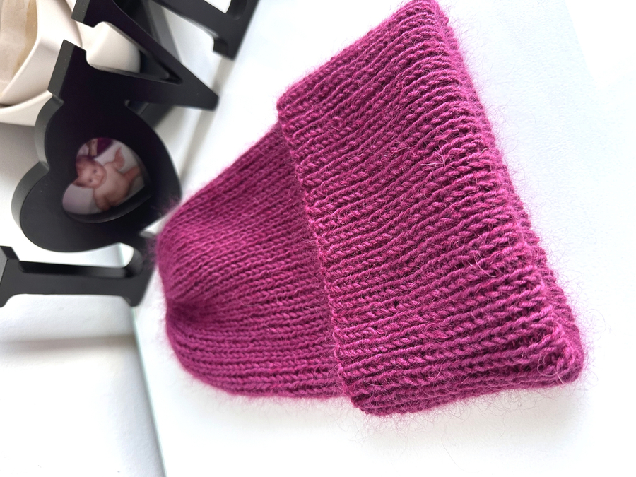 Ręcznie robiona czapka beanie AUREA 100% Baby Merino plus moher i jedwab 34/17 Wrzos