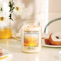 Duża świeca zapachowa Village Candle BRIGHTER DAYS Unity Collection