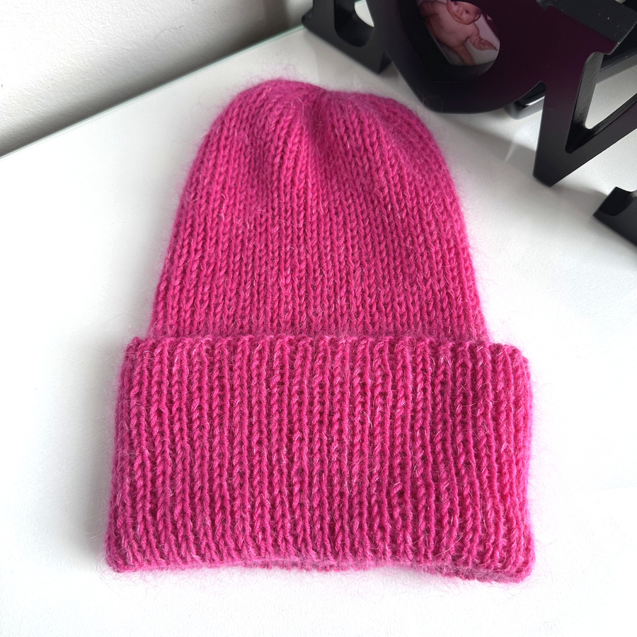 Ręcznie robiona czapka beanie AUREA 100% Baby Merino plus moher i jedwab 08/13 Fuksja
