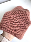 Ręcznie robiona czapka beanie AUREA 100% Baby Merino plus moher i jedwab 48/33 Blush