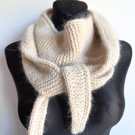 Wełniany szal 100% Merino plus moher i jedwab MIRA chusta Nitkowe Love 50/56 jasny beż