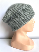 Ręcznie robiona czapka beanie AUREA 100% Baby Merino plus moher i jedwab 50/34 Zielona Szałwia