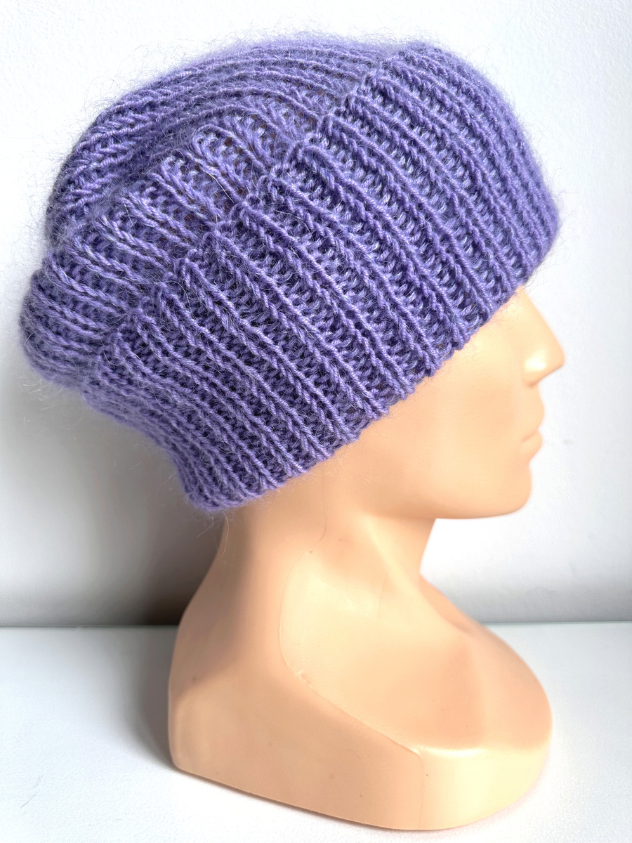 Ręcznie robiona czapka beanie AUREA 100% Baby Merino plus moher i jedwab 14/11 Fioletowy