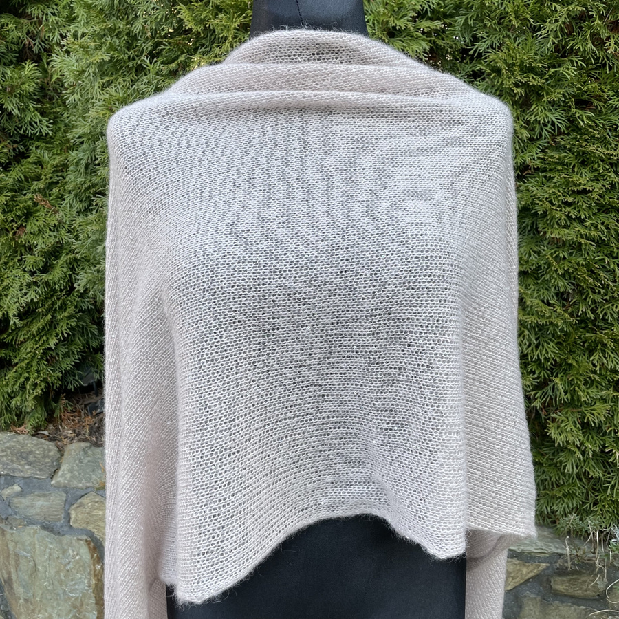 Delikatny i zwiewny szal moher z merynosem Jasny Róż Pudrowy 60 x 210 cm