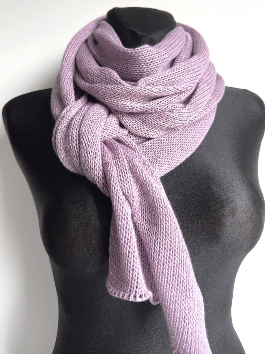 Ciepły i przytulny szal Nitkowe Love 230x35 cm 100% Baby Merino 02 Ecru