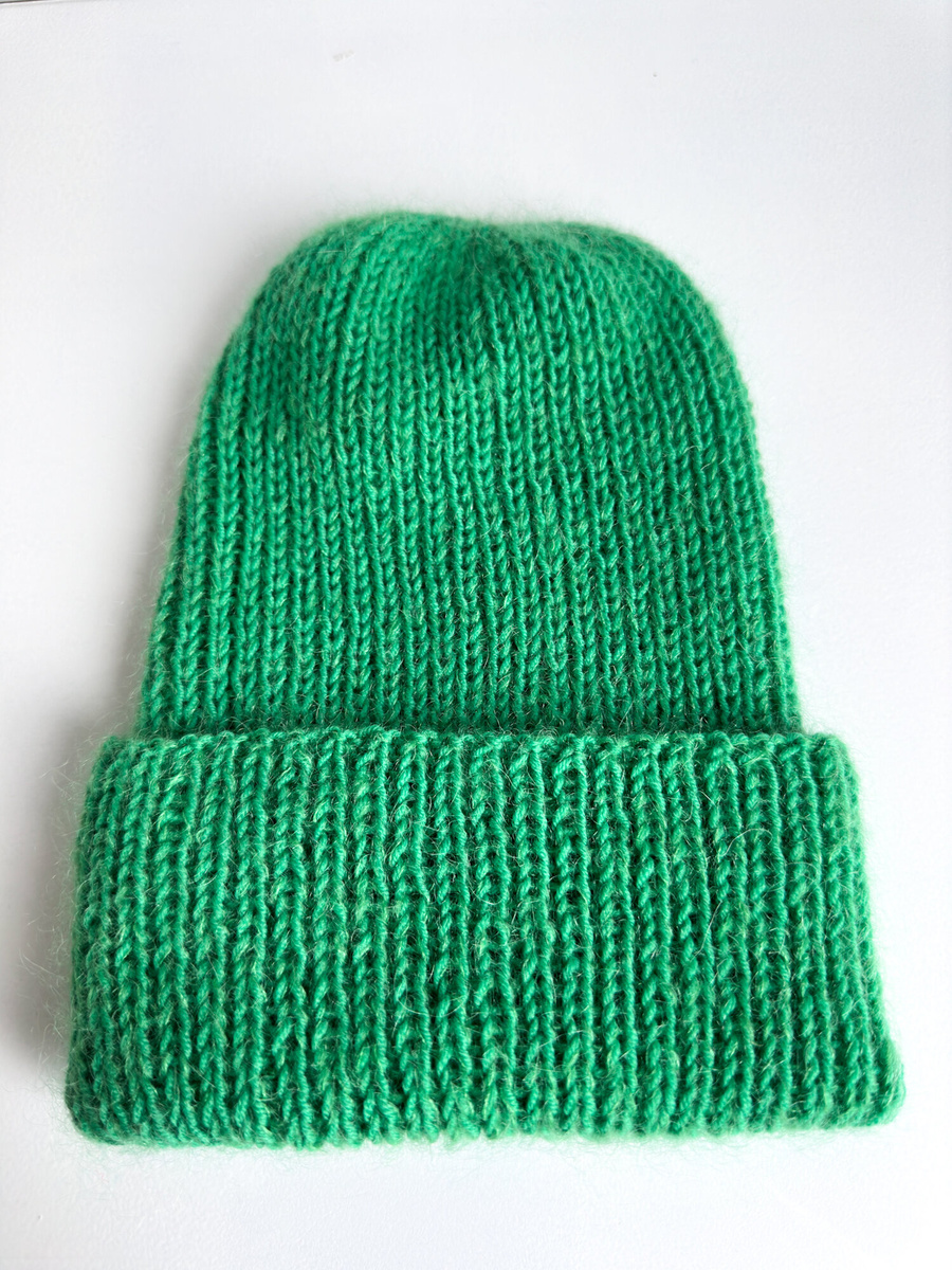 Ręcznie robiona czapka beanie AUREA 100% Baby Merino plus moher i jedwab 31/48 Jaskrawozielony