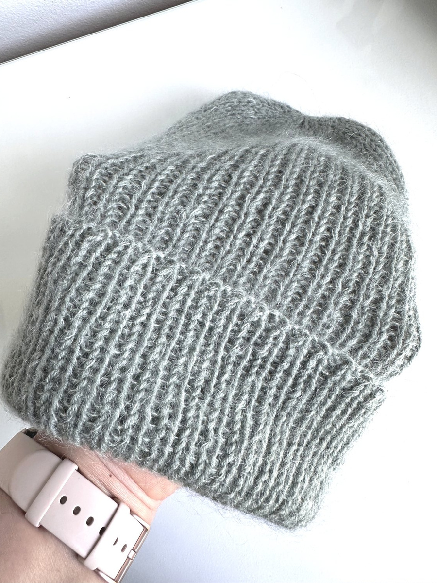 Ręcznie robiona czapka beanie AUREA 100% Baby Merino plus moher i jedwab 50/34 Zielona Szałwia