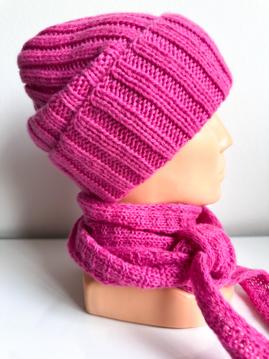 Wywijana czapka kaszmirowa 100% kaszmir 662 Marilyn