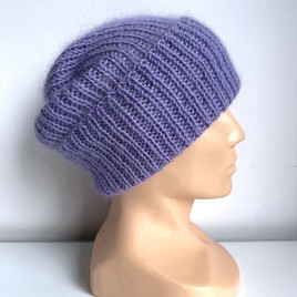 Ręcznie robiona czapka beanie AUREA 100% Baby Merino plus moher i jedwab 14/11 Fioletowy