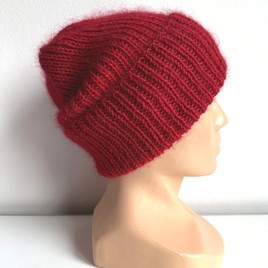 Ręcznie robiona czapka beanie AUREA 100% Baby Merino plus moher i jedwab 16/14 Czerwony