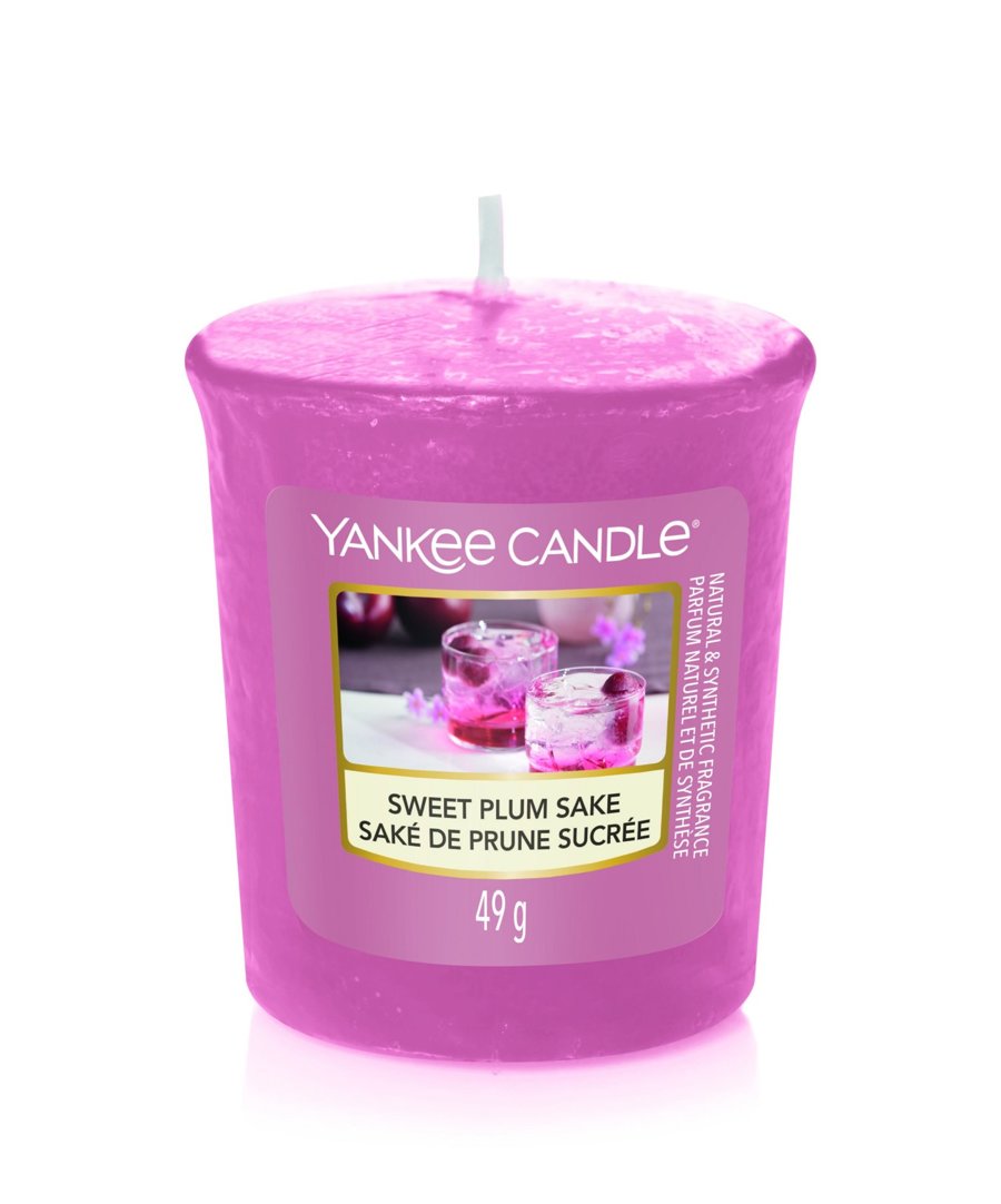 Mała świeczka zapachowa Votive Yankee Candle SWEET PLUM SAKE