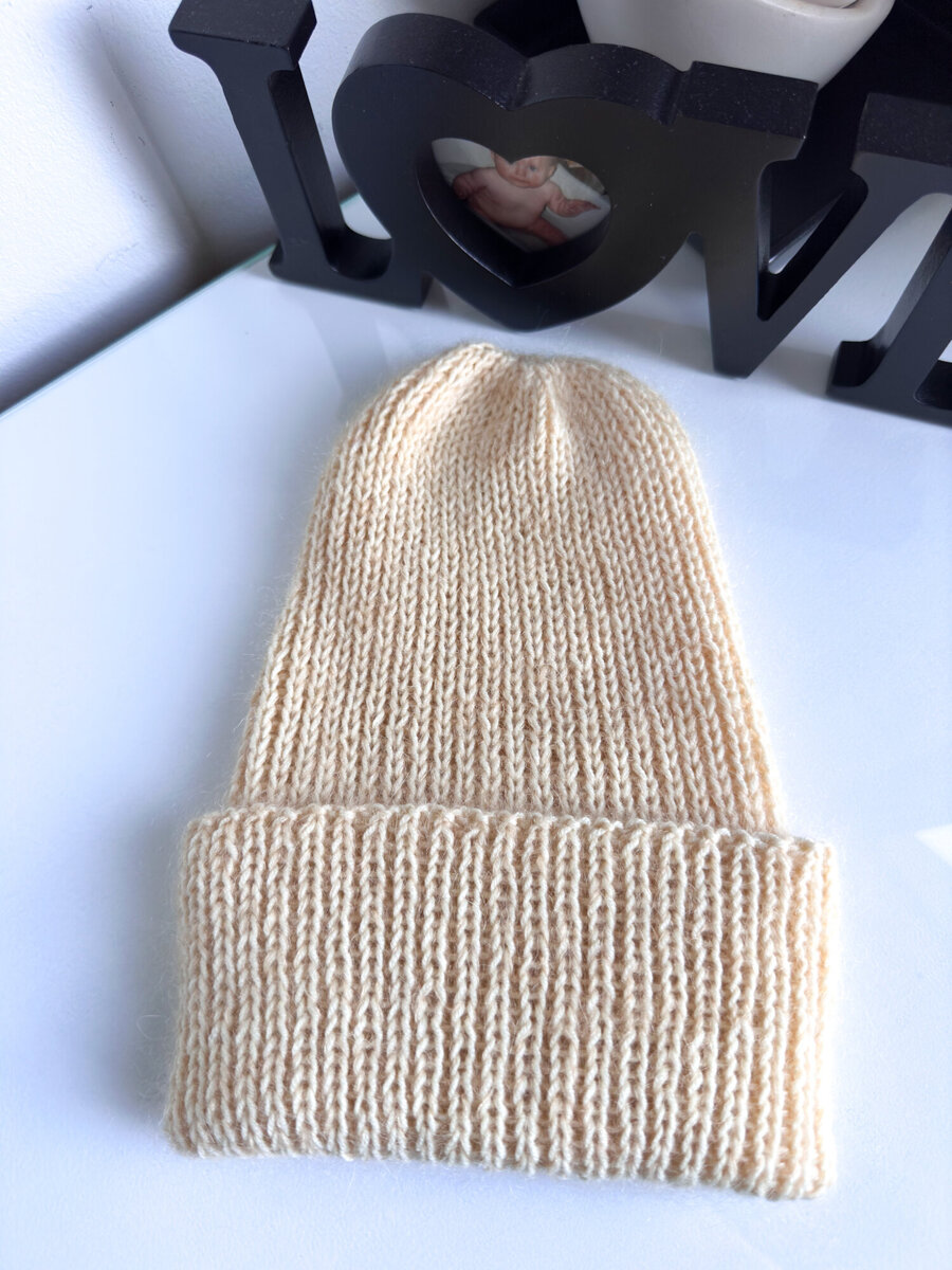 Ręcznie robiona czapka beanie AUREA 100% Baby Merino plus moher i jedwab 03/29 Wanilia