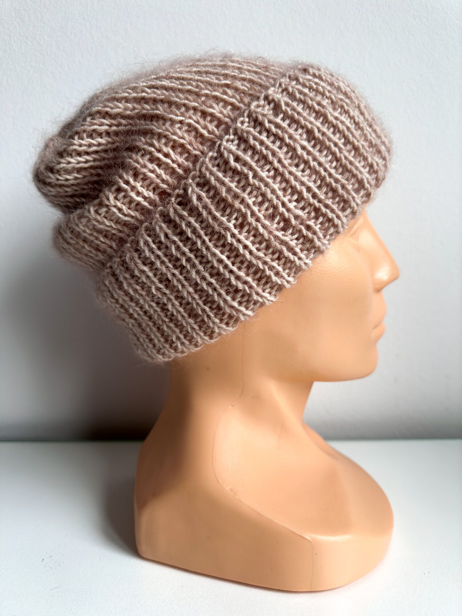 Ręcznie robiona czapka beanie AUREA 100% Baby Merino plus moher i jedwab 59/41 Pszeniczny